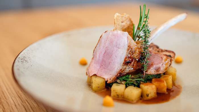 kulinarik-und-almgenuss-im-berggasthof-oberhauserhuette-suedtirol (2)